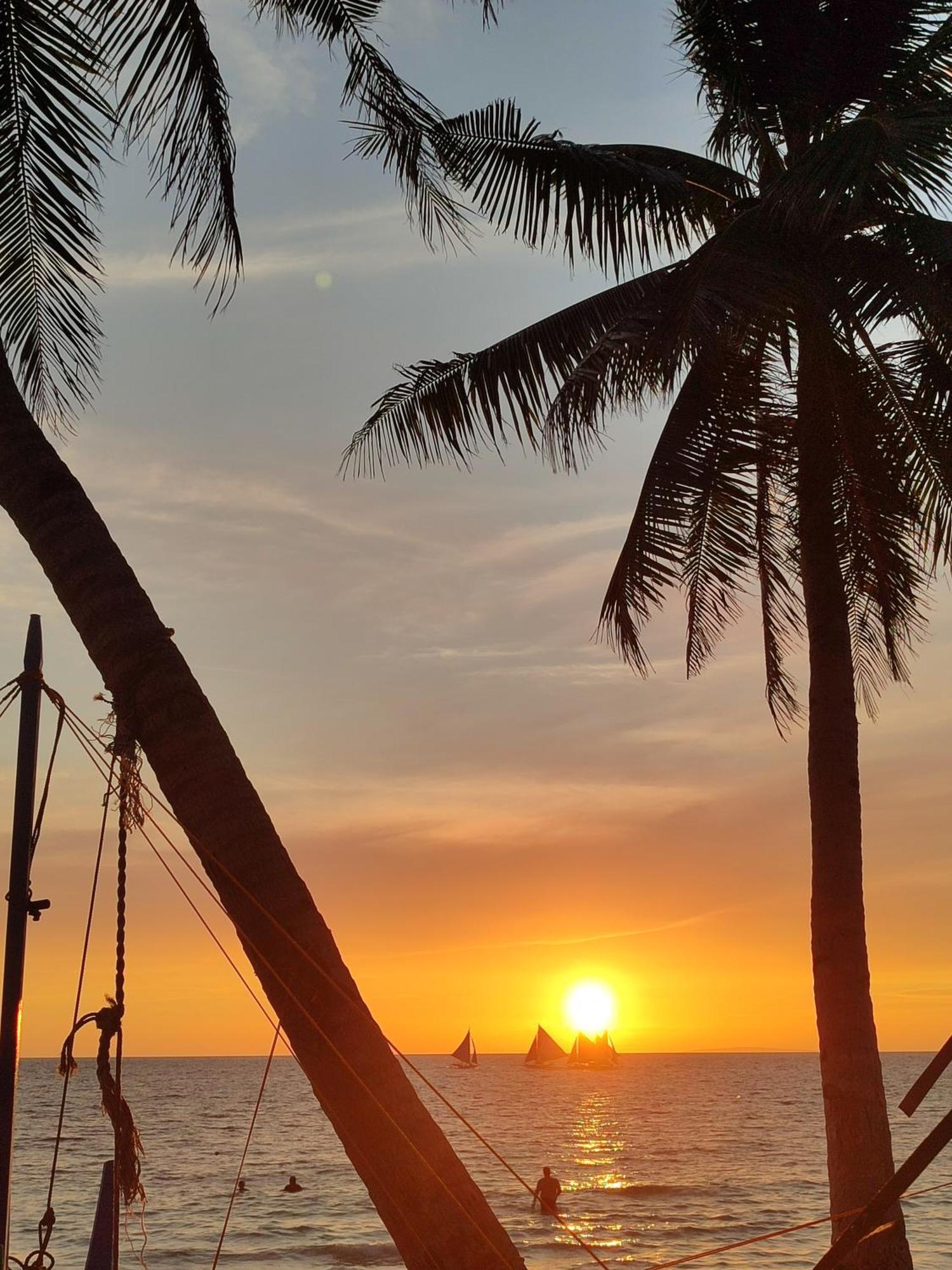 Castle Rock Boracay Aparthotel Yapak Eksteriør bilde