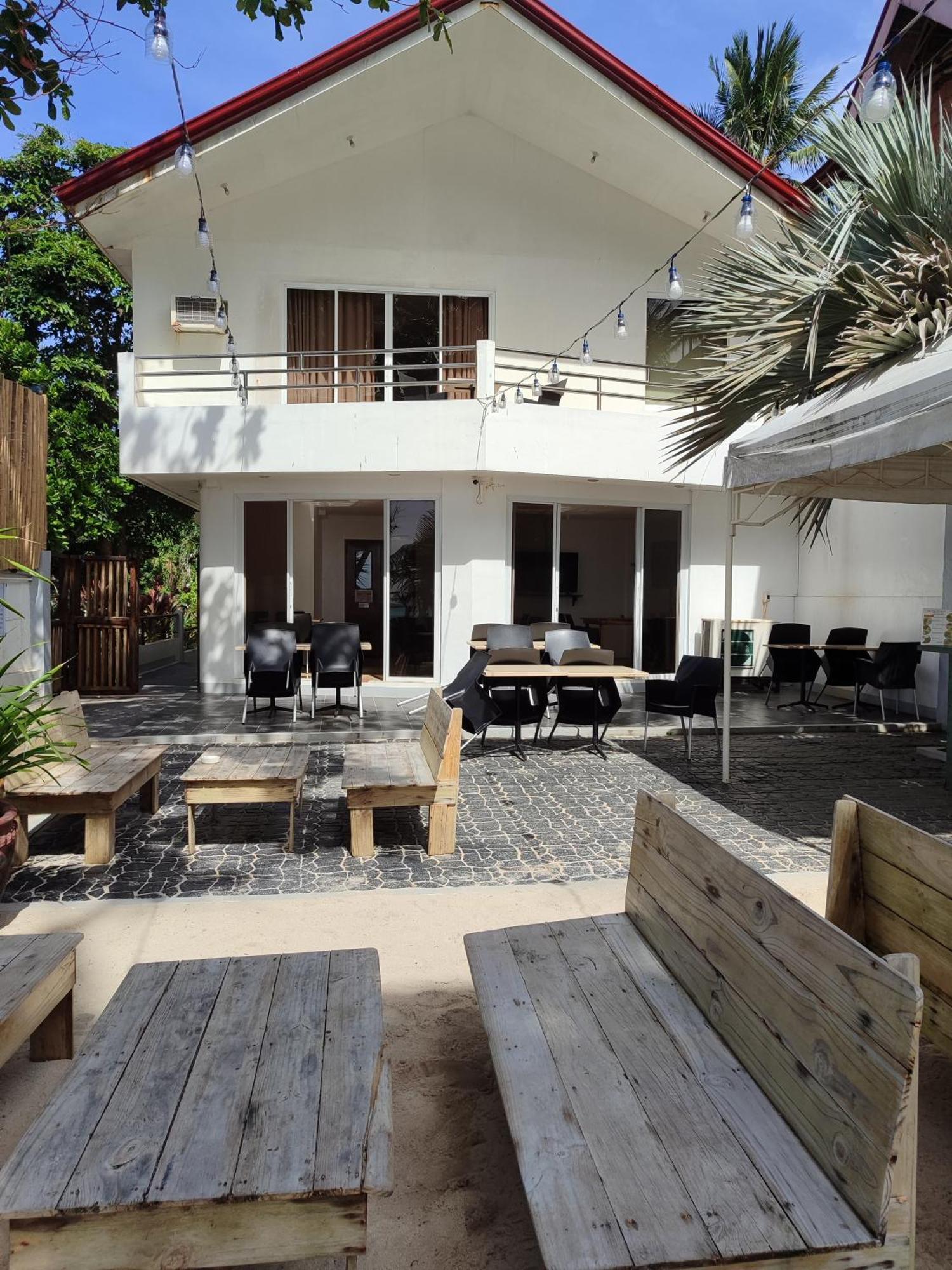 Castle Rock Boracay Aparthotel Yapak Eksteriør bilde